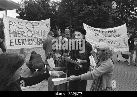 Dimostrazione contro elettroshock per ospedale in Alkmaar Data: 28 giugno 1977 Località: Alkmaar, Noord-Holland Parole Chiave: Dimostrazioni, ospedali Foto Stock