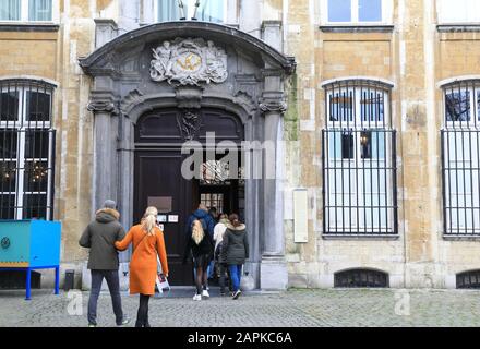 Esterno del Plantin Moretus Museum, dove Chrsitophe Plantin ha fondato la sua attività di stampa nel 1550, ad Anversa, in Belgio Foto Stock