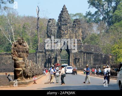 Siem Reap, Cambogia. 16th febbraio 2017. Angkor Thomas, Siem Reap, Cambogia Giovedi, 16 Febbraio 2017. /(C) Mark Hertzberg Credit: Mark Hertzberg/Zuma Wire/Alamy Live News Foto Stock