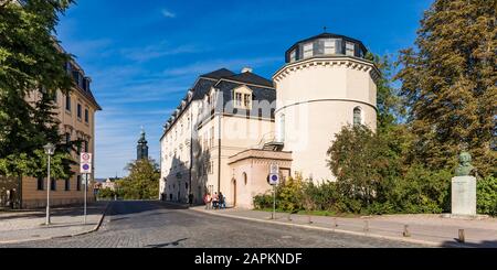 Deutschland, Thüringen, Weimar, Altstadt, Herzogin-Anna-Amalia-Bibliothek, Haab, Bibliothek, Alexander-Puschkin-Denkmal, Unesco-Welterbe Foto Stock