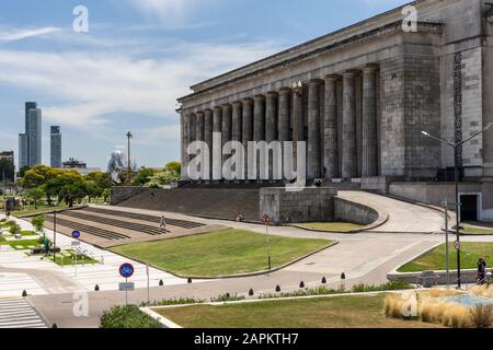 Splendida vista sul vecchio edificio storico della Law University nel centro di Buenos Aires, Argentina Foto Stock