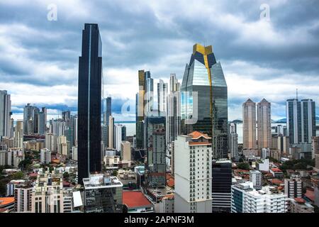 Skyline di Panama City - skyline moderno della città - grattacielo edificio panorama Foto Stock