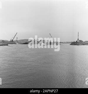 Creek closures, hole of line North n1 Data: 1968 Parole Chiave: Creek closures Nome personale: Hole of line North n1 Foto Stock