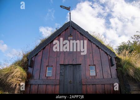 Grafarkirkja Turf-Chiesa, Islanda Del Nord Foto Stock