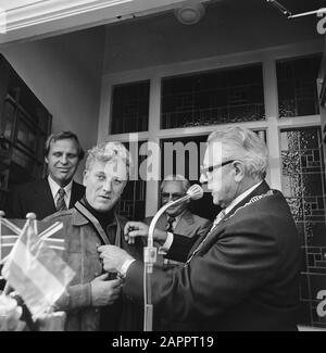 Scozzese schoolboy Yorick vince il primo premio in esponstelwedstr assegnato in s Gravensande Data: 24 settembre 1977 Località: 'S-Gravenzande, Zuid-Holland Parole Chiave: Drafting Foto Stock