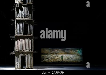 Fondazione Hangar Bicocca Pirelli, la mostra permanente Seven Heavenly Palaces 2004-2015, le opere specifiche del sito di Anselm Kiefer, centro dinamico per Foto Stock