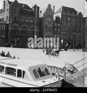 Studenti francesi Data: 20 aprile 1946 Parole Chiave: Studenti Foto Stock