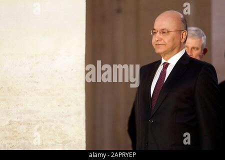 Roma, Italia. 24th Gen 2020. Barham Salih Roma 24th Gennaio 2020. Palazzo Chigi. Il Premier italiano incontra il Presidente della Repubblica di Iraq. Foto Samantha Zucchi Credito: Insidefoto Srl/Alamy Live News Foto Stock