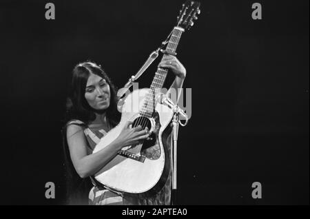 Grand Gala Du Disque 1968 Grand Gala Du Disque. Buffy Sainte-Marie Data: 8 Marzo 1968 Luogo: Amsterdam Parole Chiave: Cantanti Nome Personale: Sainte-Marie, Buffy Foto Stock