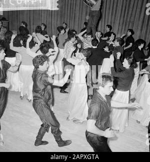 Prova dello Staatsensemble russo sovietico del gruppo di danza georgiano di Apollohal.; Foto Stock