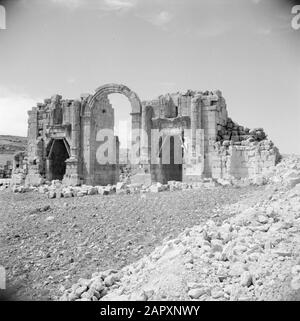 Medio Oriente 1950-1955: Arco Triumphal Giordano sul lato sud di Jerash Data: 1950 luogo: Jerash, Giordania Parole Chiave: Antichità romane, rovine Foto Stock