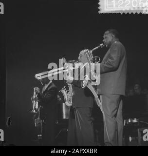 Performance by Duke Ellington Giants in the Concertgebouw Data: 11 Marzo 1961 Parole Chiave: Concerto BUILDRES, Performance Foto Stock