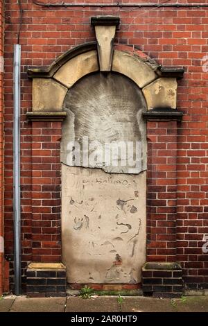 Bloccato su porta in Vittoriano / fine 18th secolo edificio, Scunthorpe, Regno Unito. Foto Stock