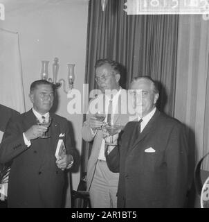 Verolme Gets AOW, Verolme Thanks Date: September 2, 1965 Person name: AOW Institution name: Verolme Foto Stock