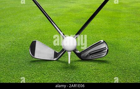 Golf club sul putting green di un campo da golf Foto Stock