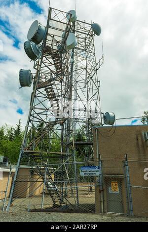 Issaquah, Washington - 16 Maggio 2013: La Squak Mountain Microwave Tower Foto Stock