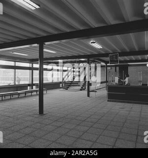 Mense, Ice rinks artificiale, interno Data: 1973 luogo: Assen Parole Chiave: Interni, mense, bancarelle d'arte Foto Stock