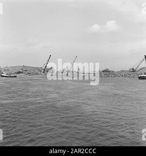 Creek recinzioni, dighe di pietra, buco della linea nord n1 Data: 1968 Parole Chiave: Creek chiusure, dighe di pietra Nome personale: Buco della linea nord n1 Foto Stock