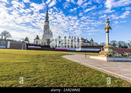 Czestochowa, Polonia - 12 dicembre 2019: Visita al santuario di Jasna Gora, monastero di Czestochowa, luogo di pellegrinaggio Molto importante e popolare a Polan Foto Stock