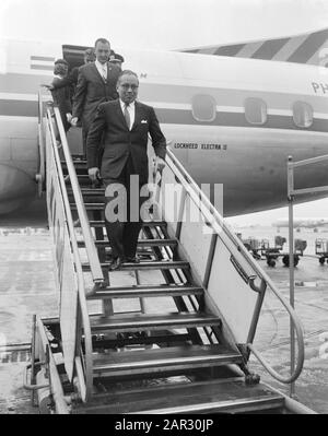 Segretario Generale der VN Oe Tant passando per Mosca a Schiphol durante la conferenza stampa Data: 4 agosto 1963 Parole Chiave: Conferenze stampa Foto Stock