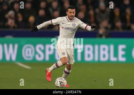 25th Gennaio 2020, KC Stadium, Kingston upon Hull, Inghilterra; Emirates fa Cup, Hull City / Chelsea : Pedro (11) di Chelsea con la palla Foto Stock