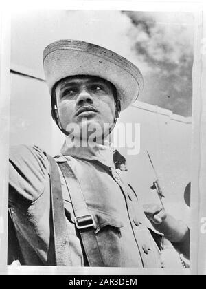 Wi [Indie Occidentali]/Anefo London Series Javanese Marine, Staitioned At The Antilles Annotation: Repronegative Date: {1940-1945} Location: Curaçao Keywords: World War Ii Foto Stock