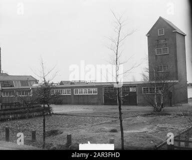 Nederhorst den Berg lavanderia Data: 4 aprile 1951 Ubicazione: Nederhorst den Berg Parole Chiave: Lavanderie Foto Stock