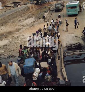 Zaire (Ex Congo Belga); Popolazione Zaire Data: 16 Agosto 1973 Luogo: Congo Belga, Zaire Foto Stock