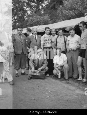 Campionato del mondo in bicicletta sulla strada a Valkenburg. Dilettanti. Piloti dall'Uruguay Data: 21 Agosto 1948 Località: Limburg, Valkenburg Parole Chiave: Sport, ciclismo Foto Stock