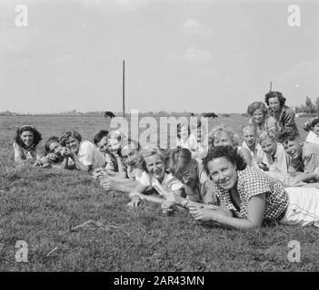 Vcjc Vinkeveen Annotation: Free Christian Youth Central Vcjc Date: 9 August 1950 Location: Vinkeveen Keywords: Camps Foto Stock