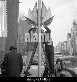 Luoghi di rose sulla bandiera a palo Data: 19 marzo 1958 Foto Stock