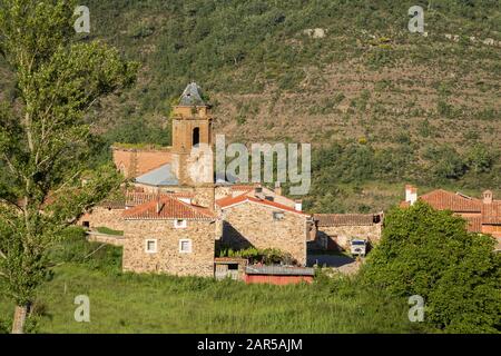 Treguajantes villaggio abbandonato in La Rioja provincia, Spagna Foto Stock