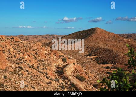I dintorni di Matmata nella Tunisia meridionale Foto Stock