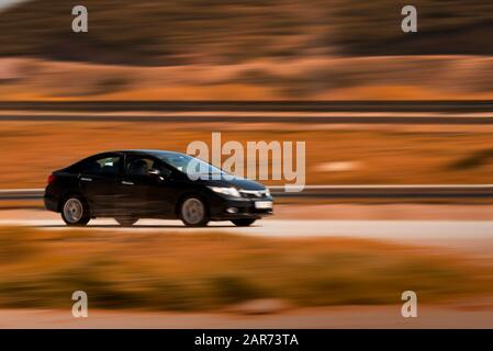 Manisa, Turchia - 17 03, 2019. Vettura Honda di colore nero con tecnologia PAN con sfocatura del movimento. Foto Stock