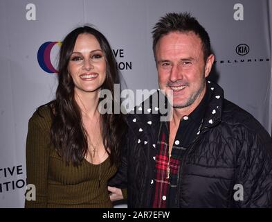 Park CITY, UTAH - 25 GENNAIO: Christina McLarty e David Arquette partecipano Alla Cena dei premi di gala della Creative Coalition's Spotlight Initiative presso la suite Kia Telluride Supper il 25 gennaio 2020 a Park City, Utah. Foto: ImageSPACE/MediaPunch Foto Stock