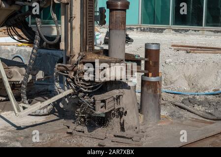 Primo piano del carro di perforazione e dell'impasto sul Navy Pier Foto Stock