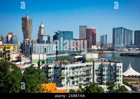 Lo skyline di Macau e' visto dalla Penha Hill. Macao, Cina. Foto Stock