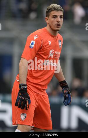 Milano, Italia. 26th Jan, 2020. Alessio cragno (cagliari) durante FC Internazionale vs Cagliari Calcio, campionato italiano a calcio a Milano, Italia, 26 gennaio 2020 Credit: Agenzia fotografica indipendente/Alamy Live News Foto Stock