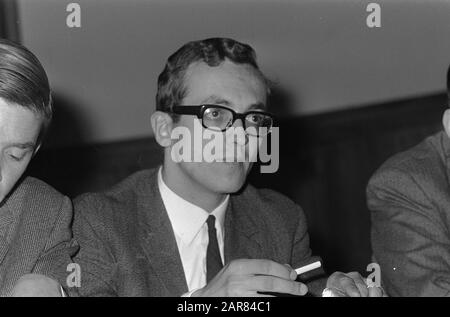 Protestaktie Contro Appuntamento Von Kielmansegg A Leiden Data: 6 Maggio 1967 Località: Leiden, Zuid-Holland Parole Chiave: Proteste Nome Personale: Kielmansegg, Johan Adolf Von Foto Stock