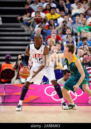 Londra, Regno Unito. 8 Agosto 2012. Foto di US Basketball star Kobe Bryant in gara per Team USA contro l'Australia durante i quarti di finale del torneo di basket alle Olimpiadi di Londra del 2012. Bryant insieme alla figlia di 13 anni, Gianna è stata uccisa in un incidente in elicottero a Calabasas, California, domenica 26 gennaio 2019 Foto Stock