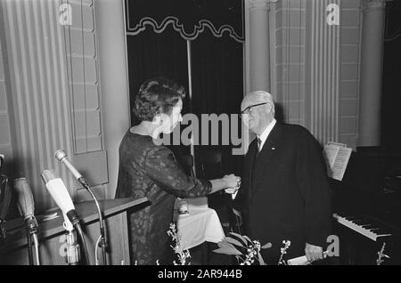 Cerimonia Di Premiazione Premio Albert Schweitzer Al Concertgebouw Data: 15 Gennaio 1967 Parole Chiave: Concert Buildings, Awards Foto Stock