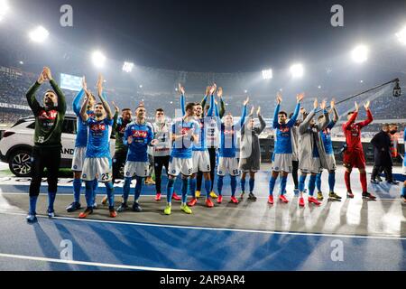 Napoli, Italia. 26th Gen 2020. Durante la Serie a Football Match SSC Napoli vs FC Juventus il 26 gennaio 2020 allo stadio San Paolo di Napoli in foto: (Foto di Fabio Sasso/Pacific Press) Credit: Pacific Press Agency/Alamy Live News Foto Stock