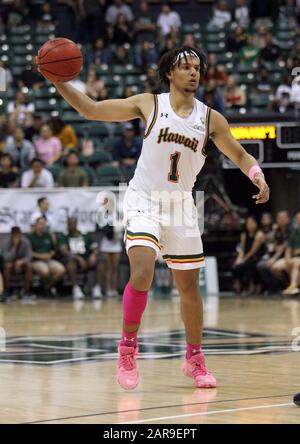 25 gennaio 2020 - Hawaii Rainbow Warriors Guard Drew Buggs (1) durante una partita tra i Rainbow Warriors delle Hawaii e le UC Davis Aggies presso lo Stan Sheriff Center di Honolulu, HI - Michael Sullivan/CSM Foto Stock