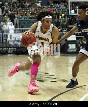 25 gennaio 2020 - Hawaii Rainbow Warriors Guard Drew Buggs (1) durante una partita tra i Rainbow Warriors delle Hawaii e le UC Davis Aggies presso lo Stan Sheriff Center di Honolulu, HI - Michael Sullivan/CSM Foto Stock