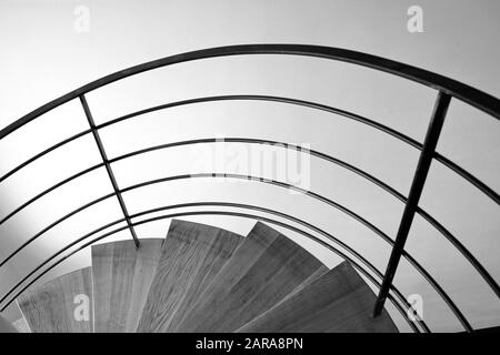 Ringhiere E Scale, Museo Henri Cartier Bresson, Parigi, Francia, Europa Foto Stock