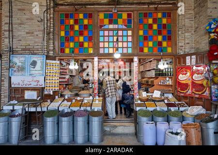 Kerman, Iran. 01st dicembre 2017. Spezie al bazar nella città di Kerman in Iran, prese il 01.12.2017. | utilizzo credito mondiale: DPA/Alamy Live News Foto Stock