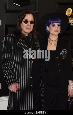 26 gennaio 2020, Los Angeles, CA, USA: Los ANGELES - 26 GENNAIO: Ozzy Osbourne, Kelly Osbourne al 62nd Grammy Awards allo Staples Center il 26 gennaio 2020 a Los Angeles, CA (Credit Image: © Kay Blake/ZUMA Wire) Foto Stock