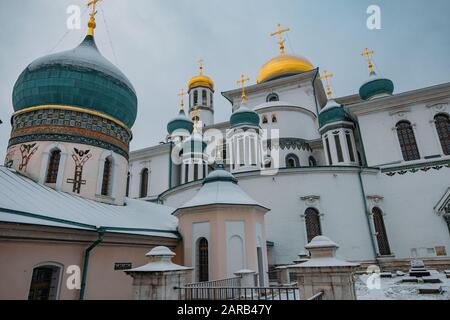 Resurrection Voskresensky Monastero Nuova Gerusalemme in Istra, regione di Mosca in inverno Foto Stock