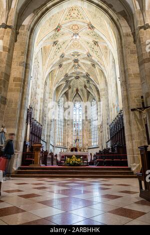 AlL'Interno Della Cattedrale Di San Martino, Bratislava, Slovacchia Foto Stock