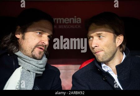 Simon ROLFES r. (Lev, Direttore Sport) con Lutz PFANNENSTIEL (D, Management Sport) Calcio 1. Bundesliga, 19. Matchday, Bayer 04 Leverkusen (LEV) - Fortuna Dusseldorf (D), il 26 gennaio 2020 a Leverkusen / Germania. ¬ | utilizzo in tutto il mondo Foto Stock